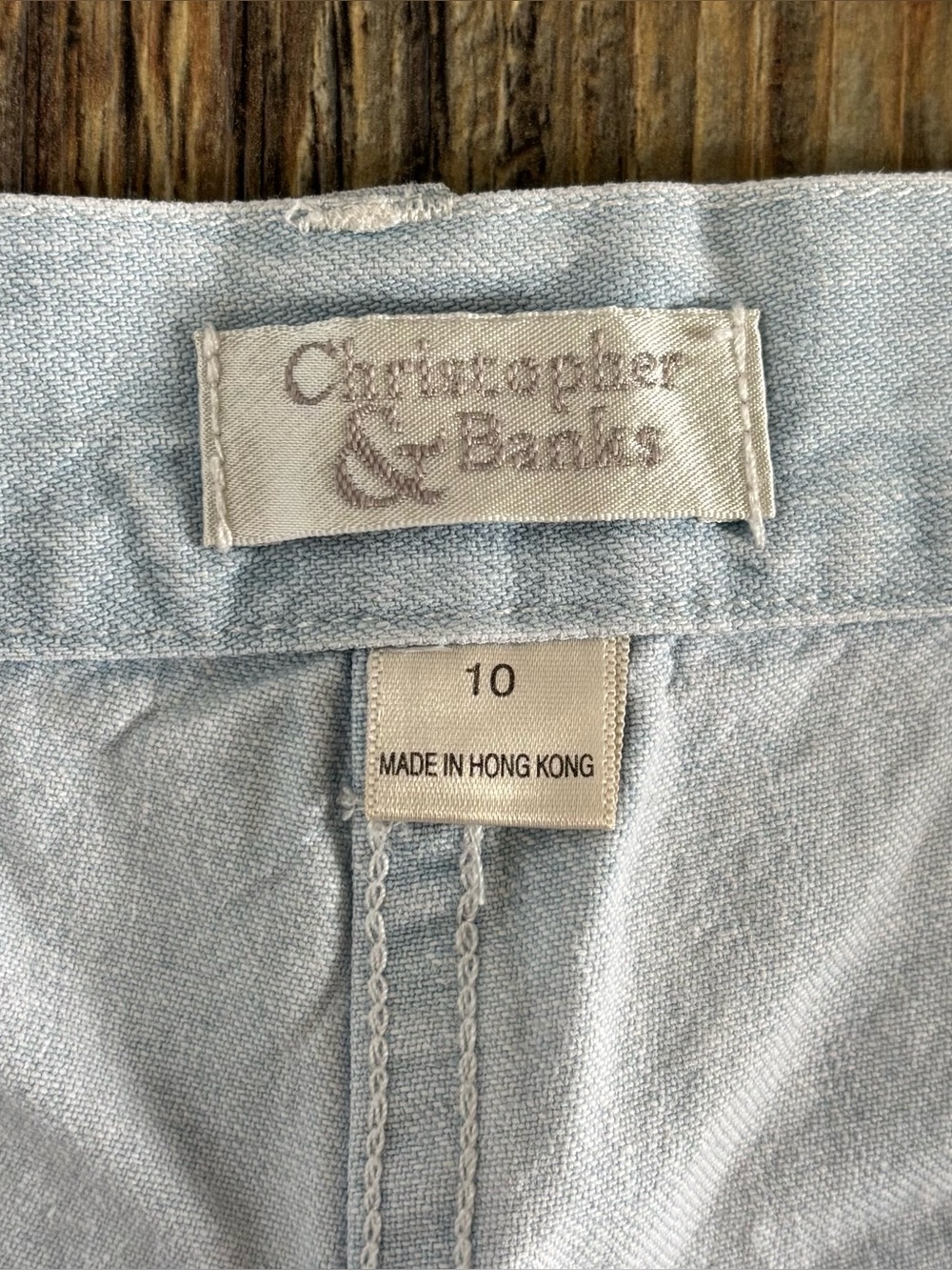 Y2K Christopher & Banks Lt Wash Denim Capris 10 Cherry Embroidered Buttons 2008 - Picture 3 of 13